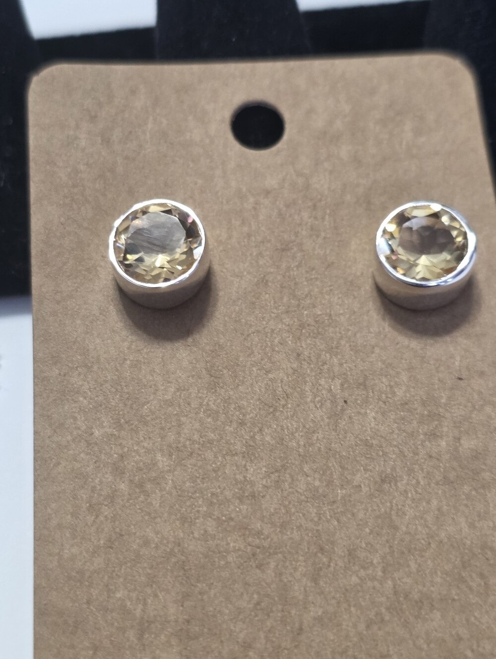 Classic Silver Stud Earrings with Light Yellow  Citrine Crystal.
